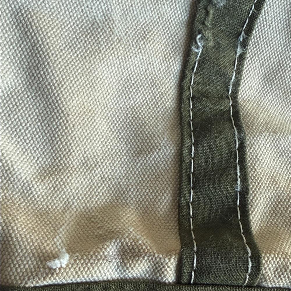 THE BOAT-YARD | a VERY SPECIAL boat & tote story in ANTIQUE OLIVE - Picture 5 of 14